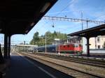 re-4-4-ii-re-420 Schnappschuss:Diese Re 4/4 II hatte am 1.8.2007 bei Othmarsingen an ihrem IC nach Basel etwas seltsame Wagen eingereiht....