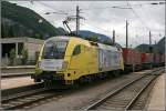 br-182-private ES64U2-041 '100 JAHRE KNORR-BREMSE' schiebt am 28.06.07 den 43243 'WINNER-EXPRESS' von Kufstein zum Brenner nach.
