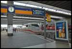 Da Steht Der ICE 2 Mit ICE 782 Nach Hamburg-Altona ...
