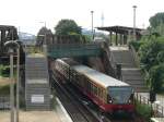 S-Bahn Berlin S75 nach Wartenberg bei der Einfahrt im Bahnhof Ostkreuz. 4.8.2007
