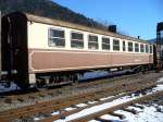 VVT (Vapeur Val-de-Travers) VVT - Speisewagen WR 364 ( ex BLS 1/2 Kl.Wagen ) Abgestellt im VVT Bahnhofsareal von St-Sulpice am 02.02.2007