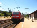BR 146 Lokportaits Asufahrt RE 4712 mit Schublok 146 236-5 'Triberg' aus dem Bahnhof St.Georgen 5.8.07