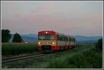 Graz-K�flacher Bahn und Busbetrieb GmbH (GKB) VT 70.01, mittlerweile 5070.001 auf den Weg nach Graz Hbf, am 31.07.2007, nahe Lieboch-Schadendorf.