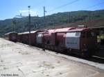 Abgestellter L�schzug und Hilfswagen von Chiasso beim Bhf. Chiasso am ...