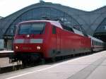 120 157-3 zog am 06.08.2007 den IC 2036 nach Norddeich ...