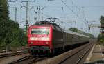 120 135-9 mit dem IC Richtung Dortmund Hbf am Haken ...