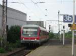 Am Gleis 3b steht abends am 13.08.2007 bereit die Regionalbahn ... Am Gleis 3b steht abends am 13.08.2007 bereit die Regionalbahn ...