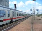 Wagenpark des IC 2116 von Stuttgart nach Ostseebad Binz.  ...