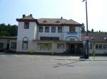 Das Bahnhofsgeb�ude von Miezdroje ...  Matthias 23.08.2007