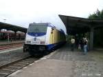 anl��lich der Loktaufe befindet sich die 246 003-8 im Bahnhof ...
