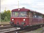 VT 798/998 f�hrt als Nostalgiezug wieder von Moers nach Neukirchen-Vluyn ...
