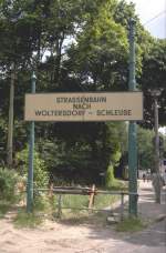 Stationstafel der Strab Linie Rahnsdorf- Woltersdorf/Schleuse
beim S-Bhf.Rahnsdorf im Jahr 1994 ...