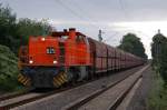 Diesellok 825 der RBH (ex RAG), Typ G1206BB, mit Kohlenwagenzug ... Diesellok 825 der RBH (ex RAG), Typ G1206BB, mit Kohlenwagenzug ...