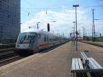 Der IC 2459 aus K�ln kommt in den Hauptbahnhof von ...