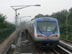 Peking Metro Linie 13. Die Fahrzeuge unterscheiden sich von denen der bisherigen zwei U-Bahn-Linien. 13.9.2007