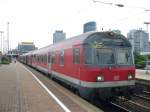 Die RB 59 Hellweg-Bahn von Dortmund nach Soest steht Abfahrbereit ...