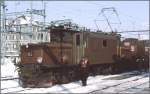 Ge 6/6 I 413 bei einem Zwischenhalt in Chur. Bremsprobe ... Ge 6/6 I 413 bei einem Zwischenhalt in Chur. Bremsprobe ...