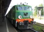 EU 07-489 mit Personenzug kurz vom Abfahrt aus Hauptbahnhof Bydgoszcz. ...