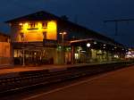 Am sp�ten Abend ist es im Bahnhof Aalen schon ruhiger ...