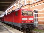 143 303-6 steht mit der S1 in Rostock bereit nach ...