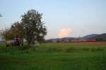 Eine unbekannt gebliebene 110er zieht am Abend des 04.10.07 eine ...