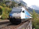Re 460 020 in der Schleife von Blausee-Mitholz am 3.10.2007 ...