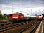 06.10.2007 um 17:29 Uhr, MEG 804 mit Zementzug richtung Abzwg. ...