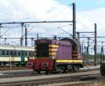Rangierlok 804 am 19.09.2004 im Bahnhof von P�tange.  ...