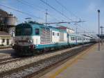 D 445 mit Nahverkehrszug ...  G�nther Glauz 22.10.2007