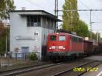 140 683-4 mit gemischtem G�terzug. Bochum-NOKIA, 23.10.2007.  ...