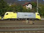 Die BR ES 64 U2-028 steht am 29.09.2007 in Kufstein ...