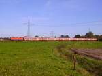 Die RB aus Itzehoe nach Hamburg-Altona kurz vor Elmshorn. 13.10.07 ...
