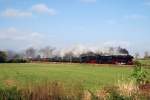 01 1066 und 01 533 mit einem Sonderzug bei Hattenhofen ...