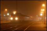218 164-2 steht am fr�hen Nebelmorgen des 31.10.07 mit RE ...