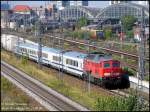 Berlin-Warschau-Express passenderweise an der Warschauer Stra�e in Berlin, gezogen von ...