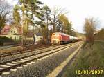 Eine 232 ist am 10.1.2007 mit einem Güterzug zwischen den ... Eine 232 ist am 10.1.2007 mit einem Güterzug zwischen den ...