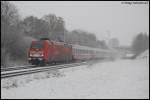 101 047-9 zieht am Morgen des 10.11.07 den IC 2162 ...