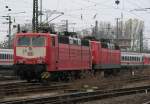 181-215 wartet in Frankfurt ...  Ulrich Hoppe 18.11.2007