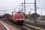 ITL-Güterzug am 11.11.2007 bei der Durchfahrt durch die Südhalle des ... ITL-Güterzug am 11.11.2007 bei der Durchfahrt durch die Südhalle des ...