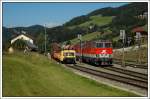 br-2143 2143 067 und 062 mit dem au�erplanm��igen Schotterzug 92824 am 13.9.2007 bei der Ankunft in Obdach. Der Schotter wurden an den darauf folgenden Tagen f�r Bahnerhaltungsarbeiten ben�tigt. 