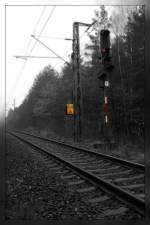 Lichtsignale Ein letztes Bild vor Einbruch der Dunkelheit nach einem fotom��ig wenig ergiebigen Sp�therbstnachmittag an der Strecke Ingolstadt-Regensburg