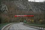 RB56 (RB 39634) DER ISERLOHNER auf Talfahrt. Hier bei Letmathe ...