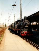 74 1230 in Erfurt Hbf um 1988 (gescanntes Farbdia). Damals ...