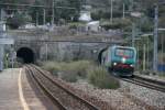 Wieder der Tunnel von Centola, wieder eine E464. Doch diesmal ...