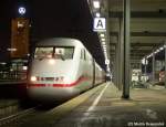 Dieser ICE-1 (Br.401) stand am 27.Dezember 2007 in Stuttgart Hbf ...