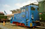 102 9962-1 der DR im Bw (hist.) Arnstadt, um 2002 ...