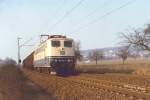 151 147-6 mit G�terzug Richtung Aschaffenburg, aufgenommen am 25.2.1979 bei ...