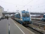 182 002 f�hrt mit ...  Dennis Kraus 02.02.2008