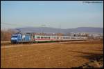 101 102-2 schiebt am 25.01.08 IC 2069 von Karlsruhe Hbf ...