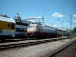 750 003 mit Messzug beim Umsetzen in Konstanz  ...